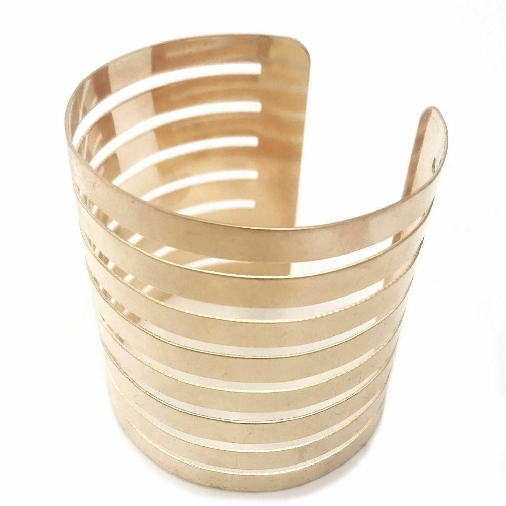 Girl Sexy Wide Metal Cuff Circle Stretch Open Mouth Bangle Bracelet - Hollow Gd